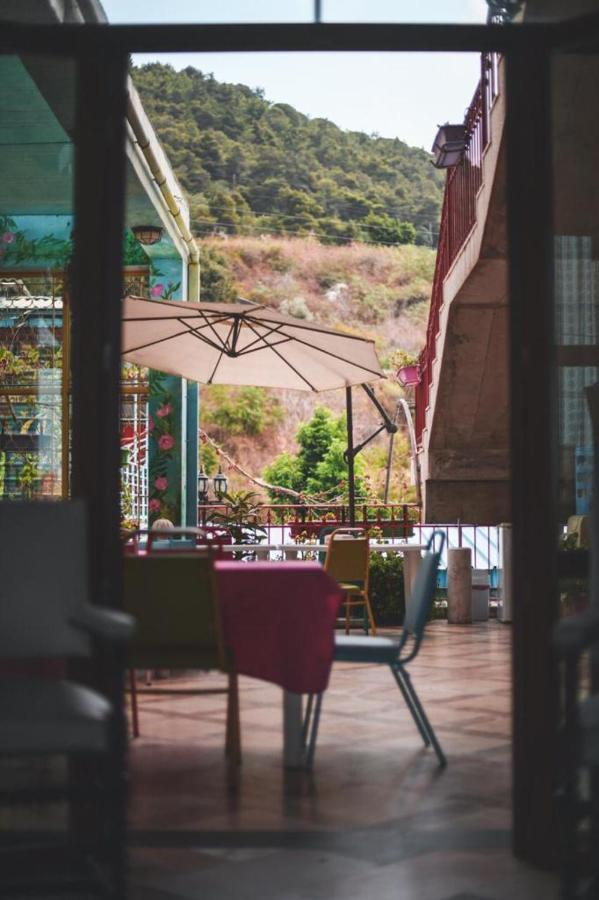 Damask Rose, Lebanese Guest House Jounieh Exterior photo