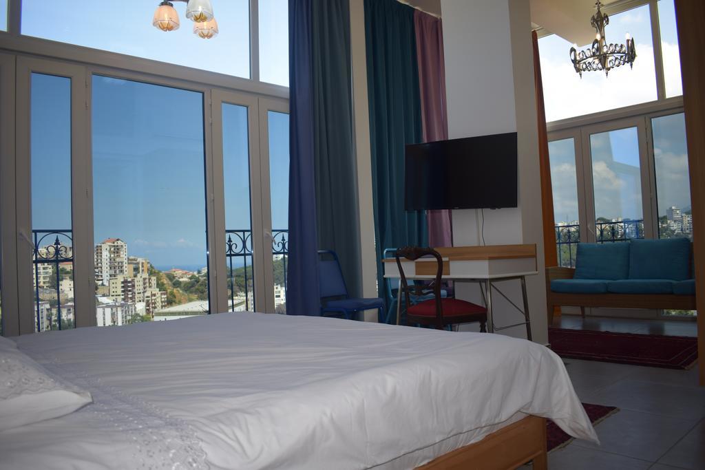 Damask Rose, Lebanese Guest House Jounieh Exterior photo